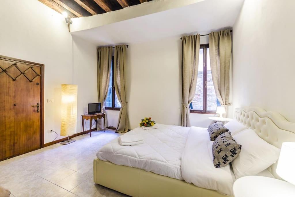 Sweet Suite Venesia Bagian luar foto